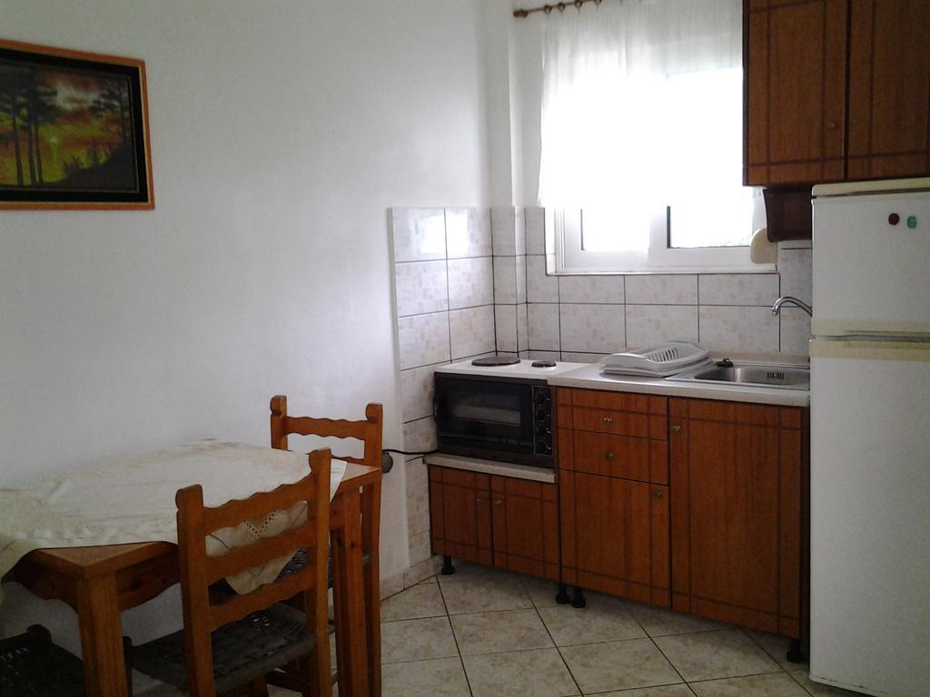 Athanasios Tsoumas Apartments Kastrosikia Exterior photo